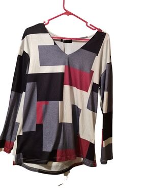 JFN Geometric V-Neck Long Sleeve Tee - Black, Gray & Red
